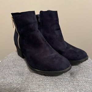 Reneeze Navy Blue Boots w/ Gold Accent Zipper